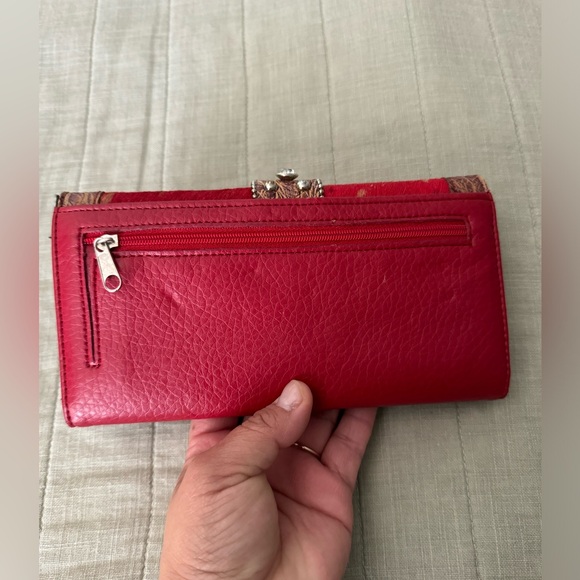 Western Flashy Red Wallet - Picture 3 of 3